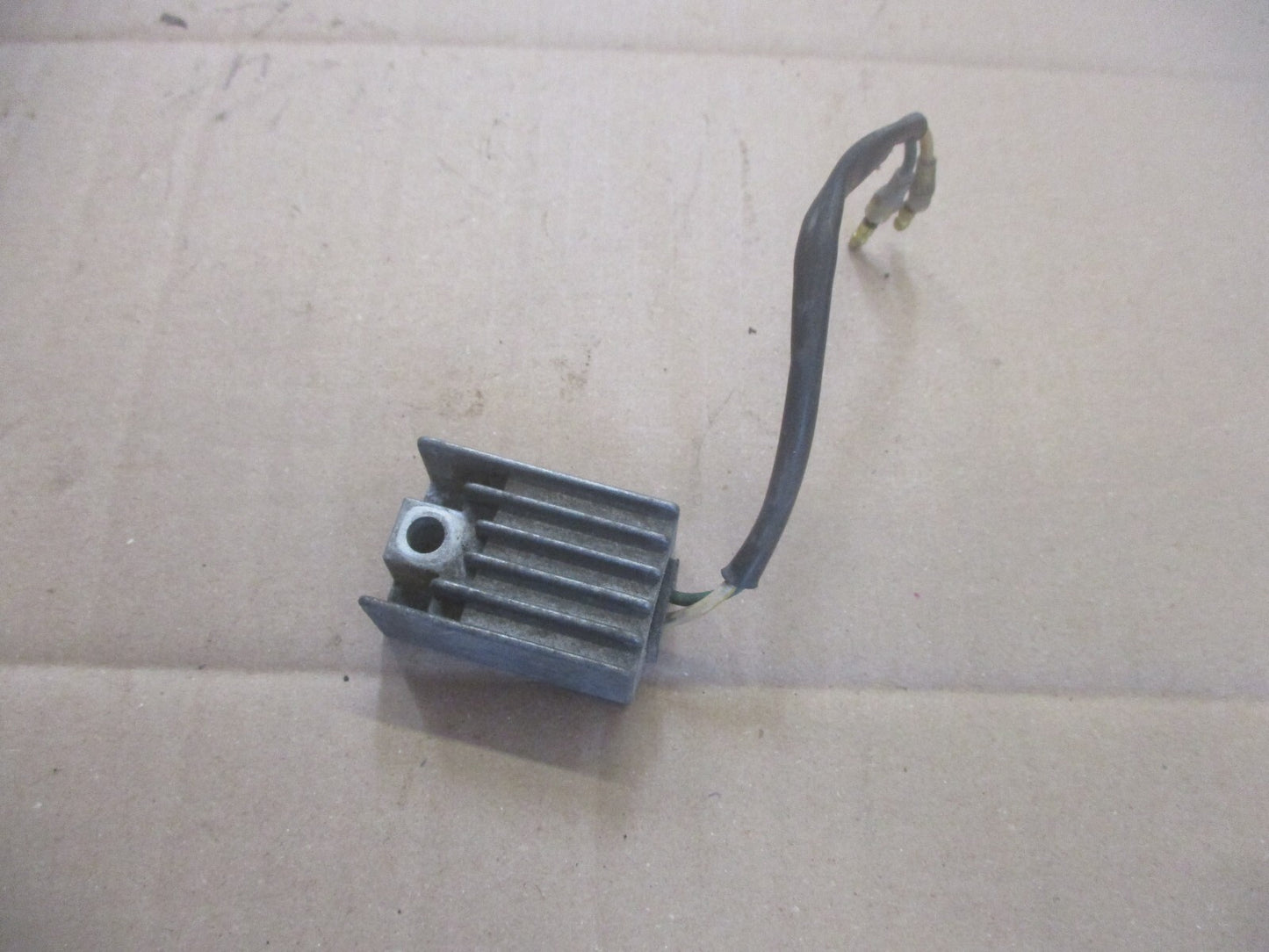 Redresseur SH514-12 pour Honda 125 XLR - JD04