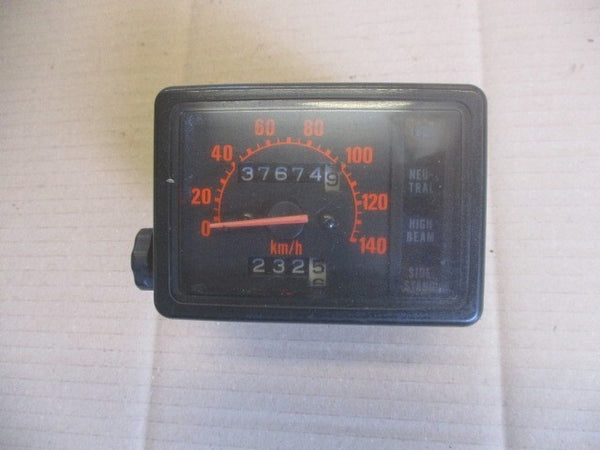 Compteur 37674 kms pour Honda 125 NX Transcity - JD12