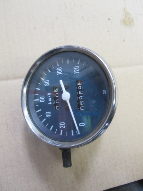 Compteur 6859kms pour Suzuki 125 GN - NF41A