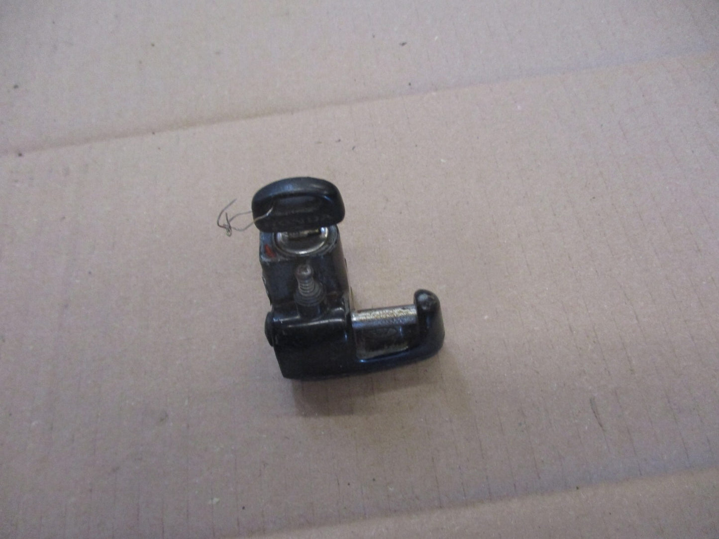 Serrure de casque pour Honda 125 XLS - XR