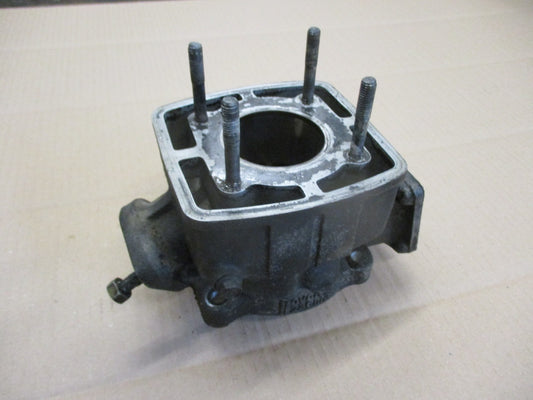 Cylindre cote 56mm à réaléser pour Yamaha 125 DTLC - 10V