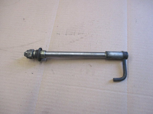 Axe de roue avant pour Yamaha 600 Ténéré - 34L - 55W - 1VJ