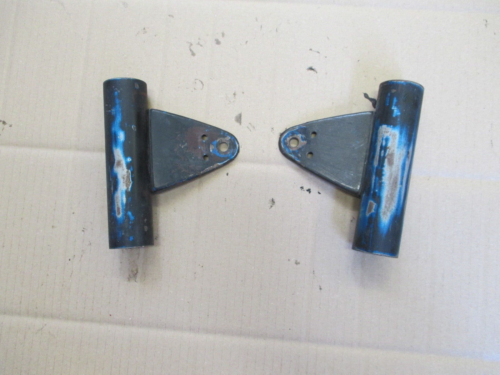 Pattes de phare pour Yamaha 125 AT1 - AT2