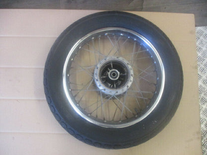 Roue arrière avec pneu bon état pour Yamaha 125 SR - 10F