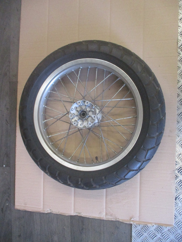 Roue avant avec pneu BRIDGESTON TW-203 bon état Yamaha 125 TW - DE01 - DE054