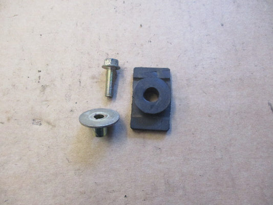 Fixation arrière de réservoir pour Honda 125 MTX - MTXR - TC02