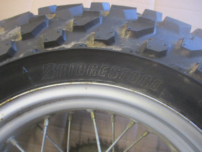 Roue arrière avec pneu bon état Yamaha 125 TW - DE01 - Phase 1 - Tambour 110 mm