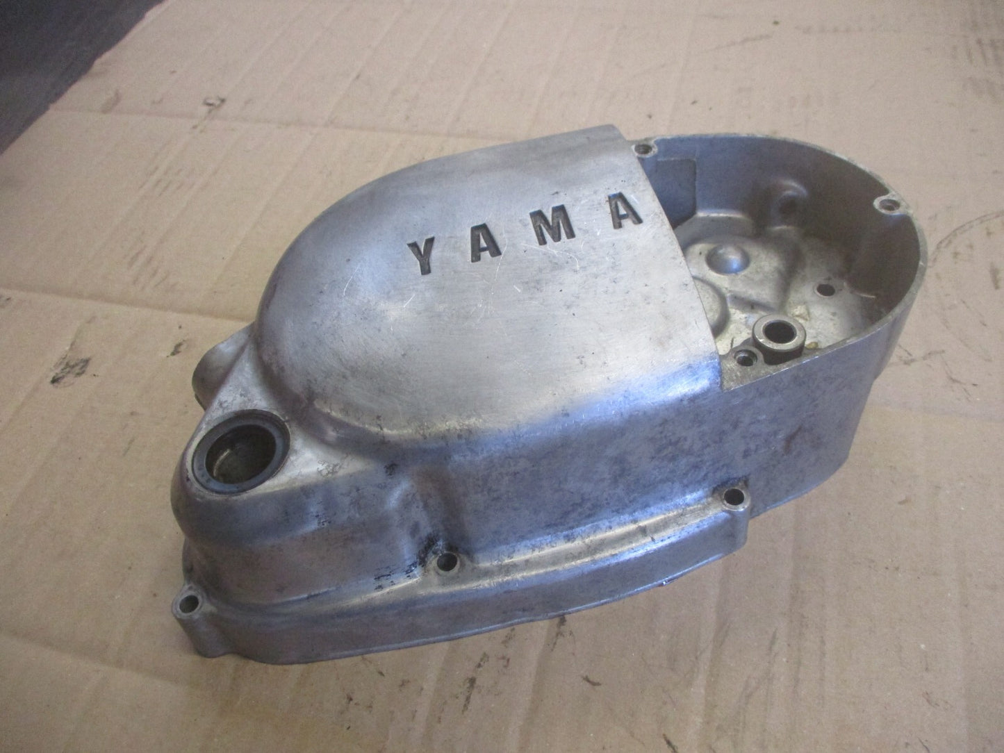 Carter d'embrayage pour Yamaha 125 AT1 - AT2