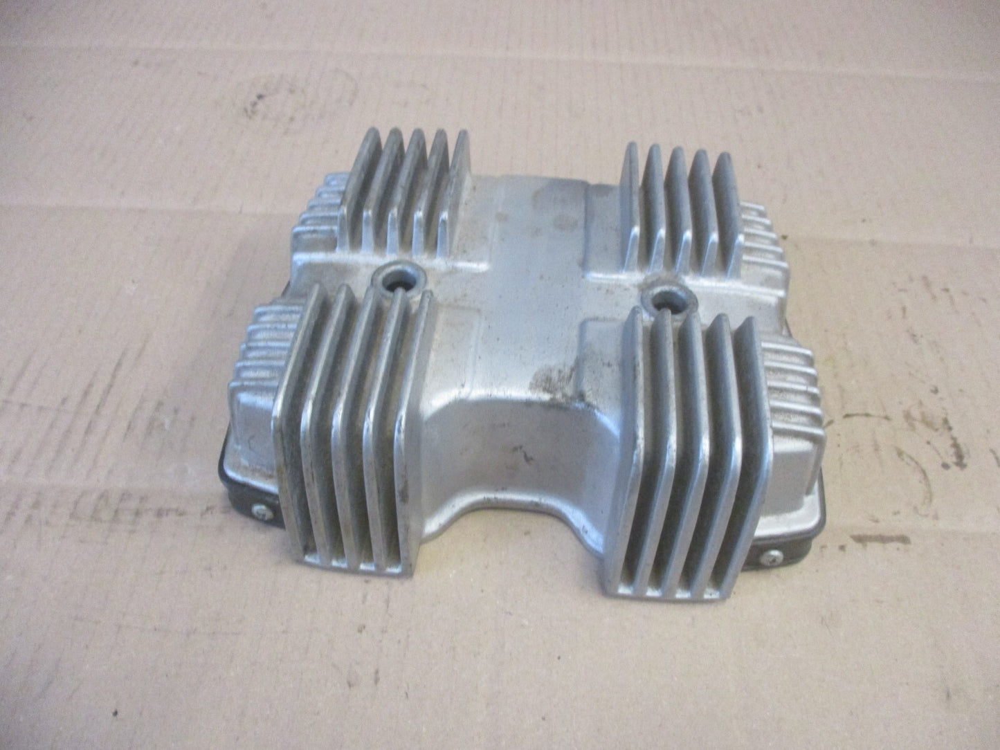 Cache culbuteurs pour Honda 125 CM - JC05