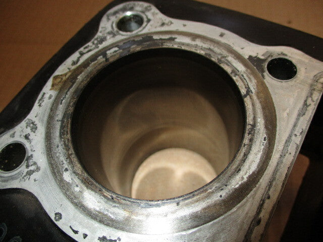 Cylindre / piston pour Suzuki 125 DR - SF43B