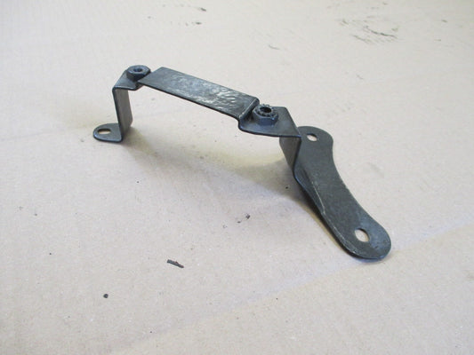 Patte de fermeture pour Yamaha 125 AT1 - AT2