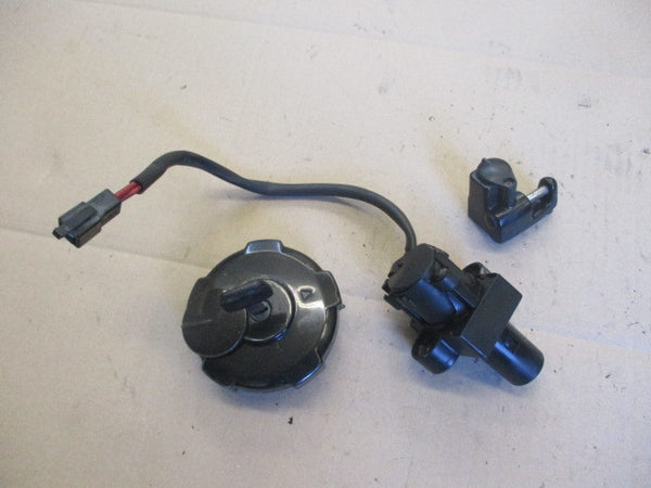 Nieman + bouchon essence + serrure de casque pour Honda 650 SLR - RD09