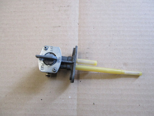 Robinet d'essence pour Yamaha 125 TW - DE01 - DE054