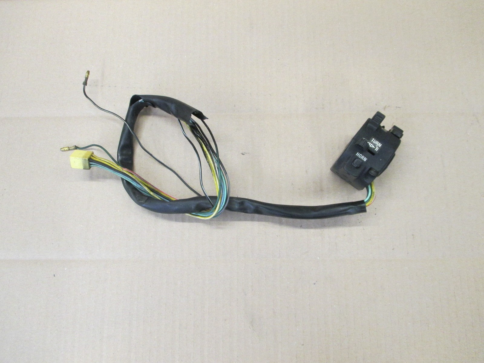 Commodo gauche pour Suzuki 125 TS ER - 1979 / 1981