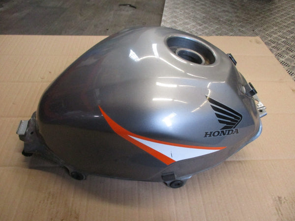 Réservoir d'essence pour Honda 125 CBR - JC50 - 2011 / 2018