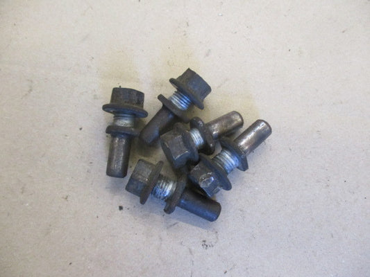 Fixations de couronne arrière pour Honda 125 XLR - JD04