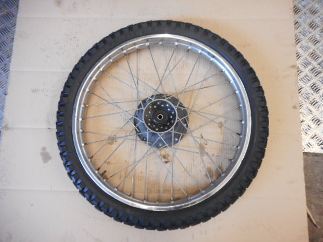 Roue avant pour Yamaha 125 DTLC - 10V