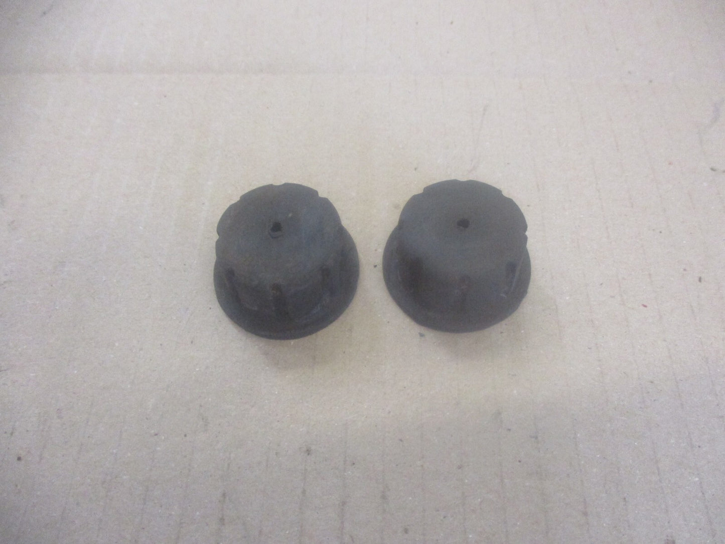 Caoutchoucs de réservoir pour Yamaha 200 DTR - 2YY