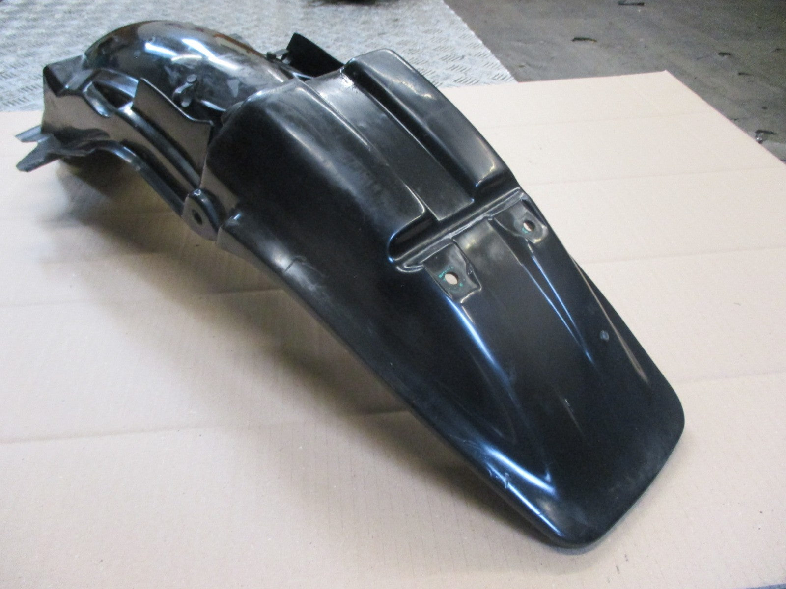 Garde boue arrière pour Kawasaki 125 KMX - MX125B