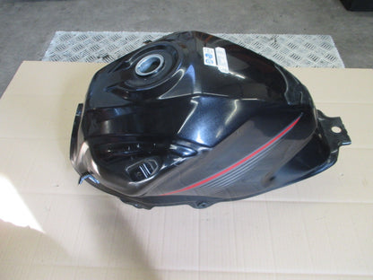 Réservoir d'essence pour Honda 125 CBF - JC74