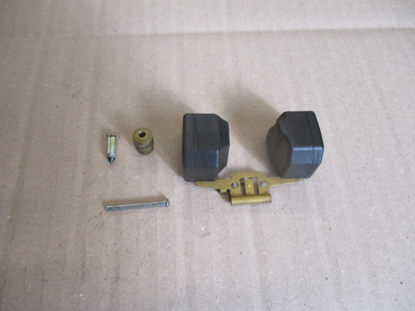 Flotteur + pointeau pour carburateur à guillotine pour Yamaha 125 DTR DTRE