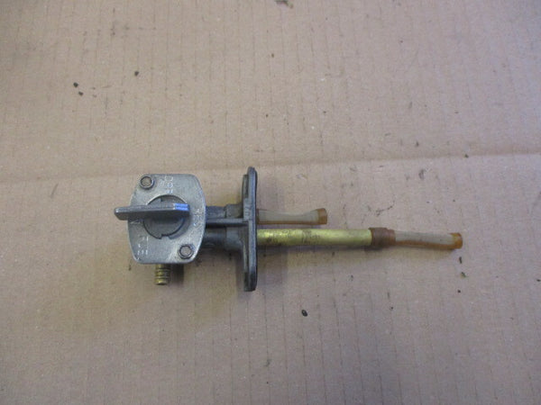 Robinet essence pour Suzuki 125 DR - SF44A