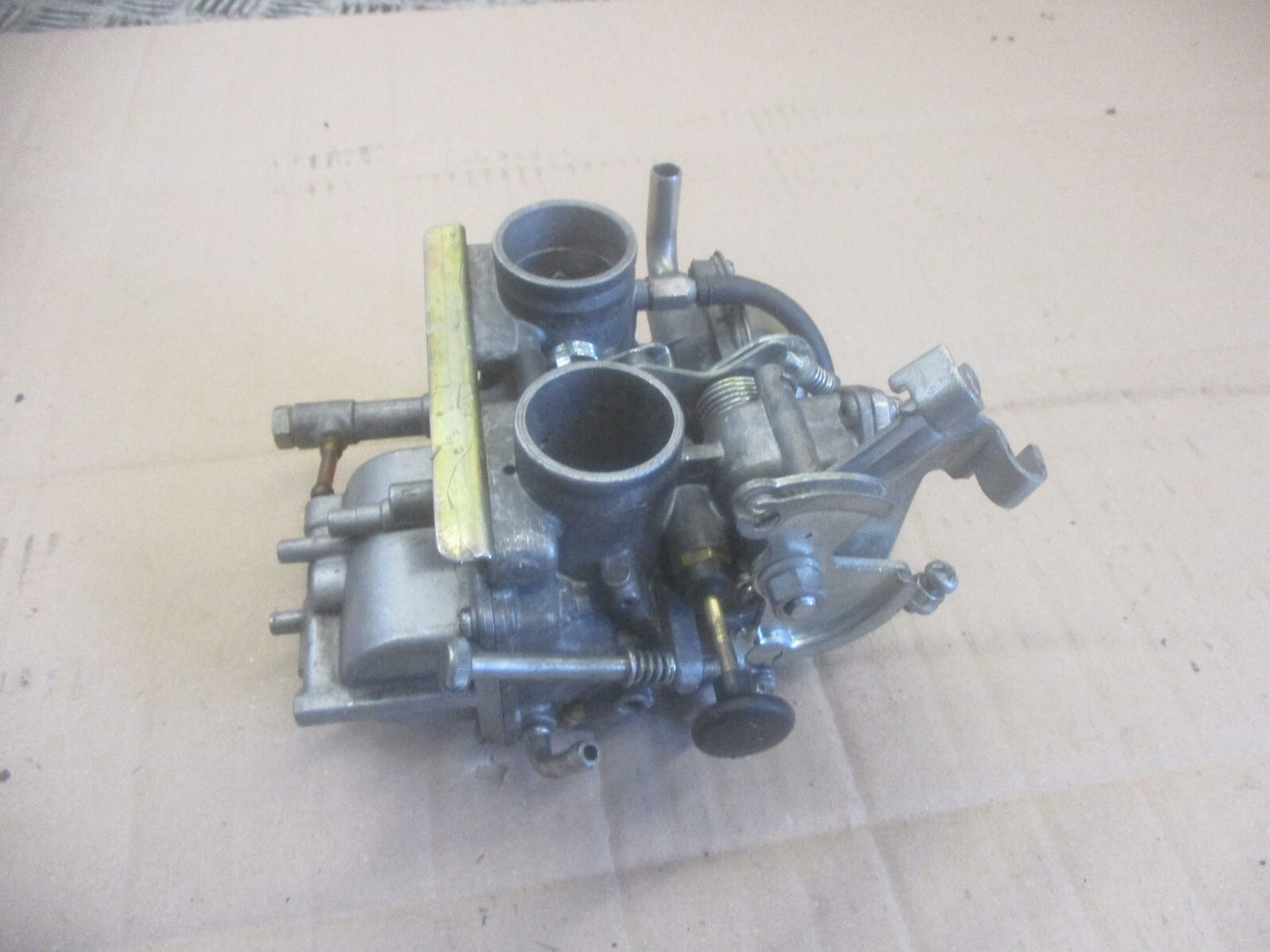 Carburateur pour Yamaha 600 TTR - DJ01 - 1999
