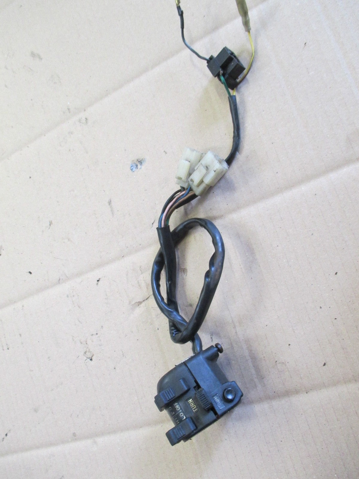 Commodo gauche pour Yamaha 600 XT Ténéré - 34L 55W 1VJ 2KF 43F