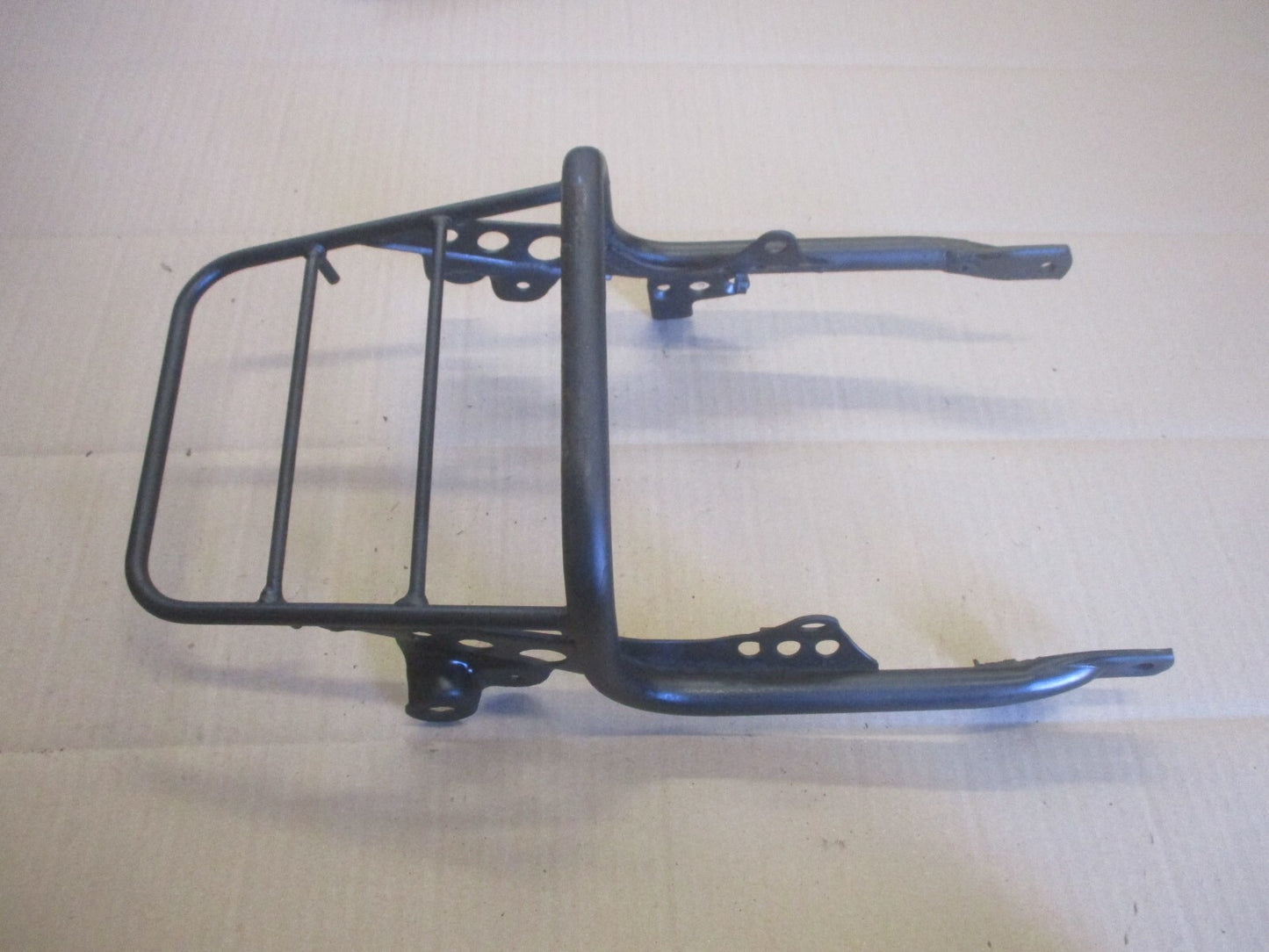 Porte bagage pour Honda 125 XLR - JD04