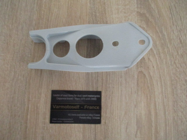 Patin de chaîne NEUF pour Yamaha 125 TDR - 3XD