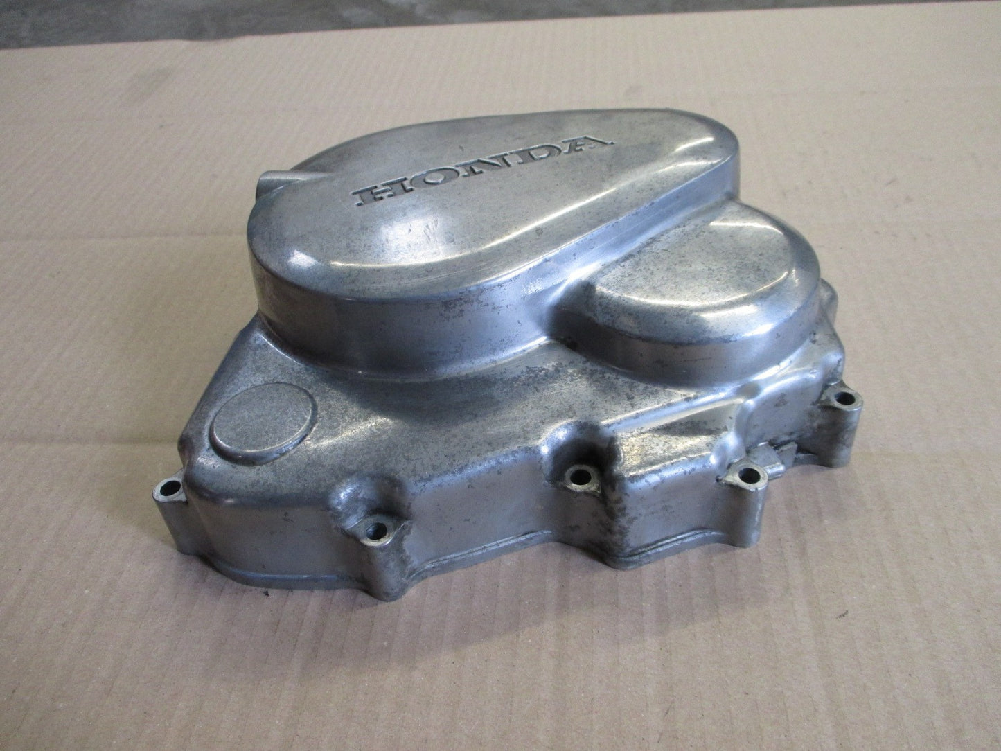 Carter d'embrayage pour Honda 125 CM - JC05