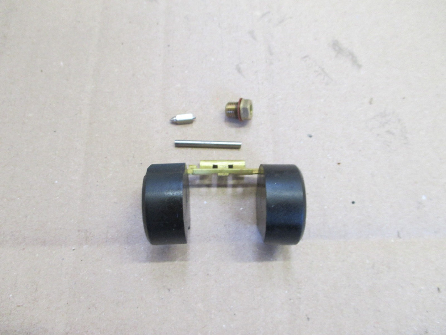 Flotteur + pointeau + siège pour Yamaha 125 DTMX - 2A8 - modèle électronique