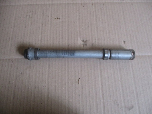 Axe de roue avant pour Honda 1000 XLV Varadéro - SD02 - 2003/2010