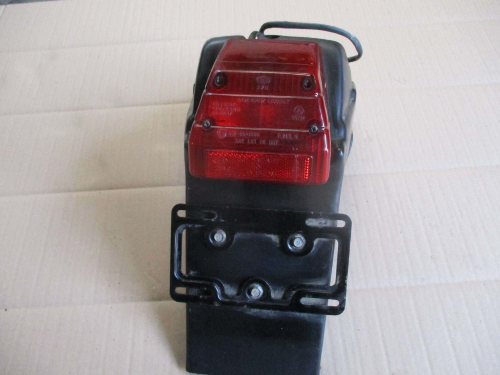 Bavette + feu arrière + support de plaque pour Honda 125 NX Transcity - JD12
