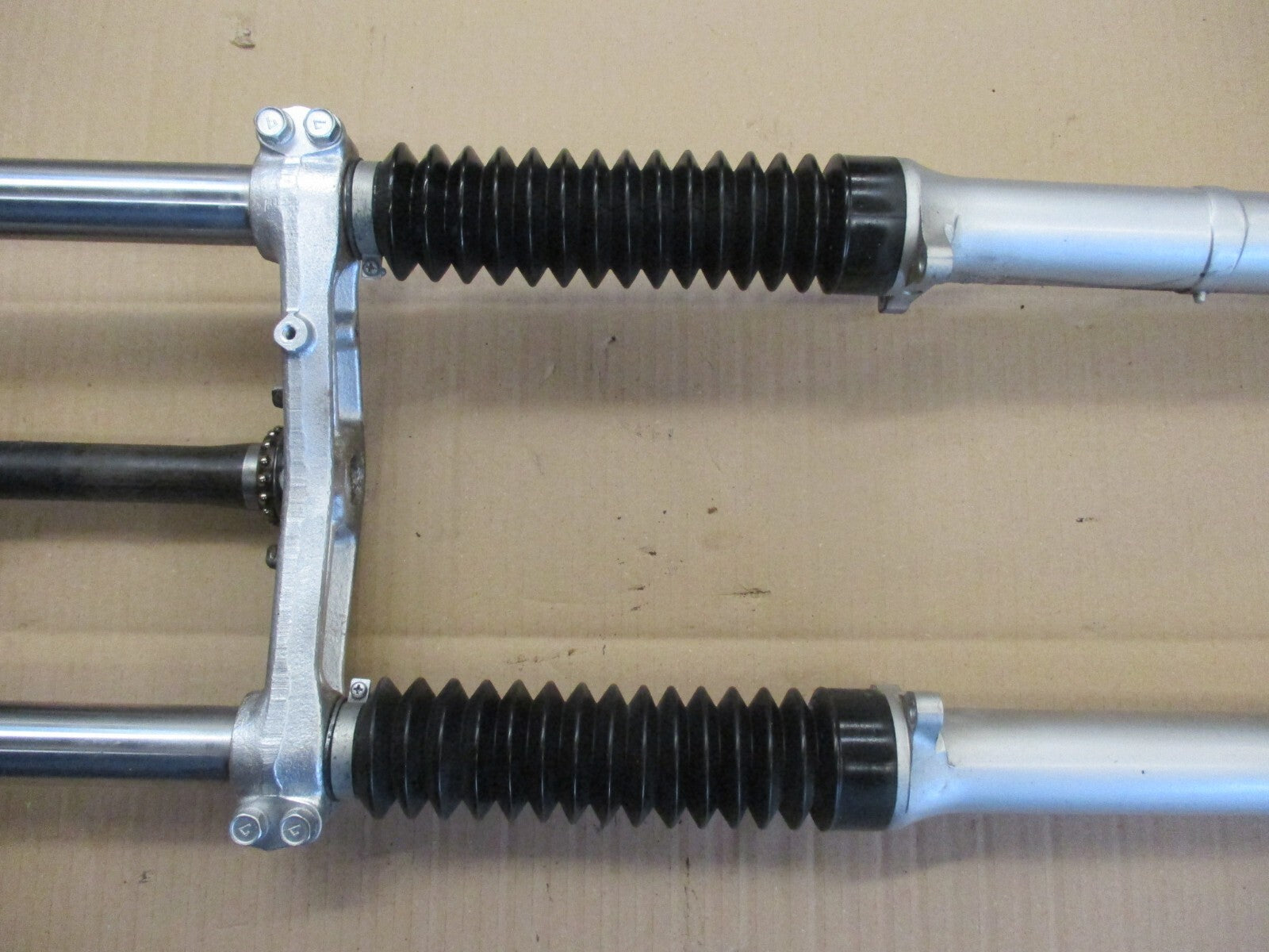 Fourche pour Yamaha 125 TW - DE01 - DE054