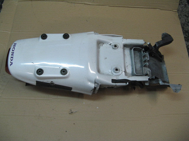 Garde boue arrière + feu pour Honda 650 NX Dominator - RD02 - A partir de 1992