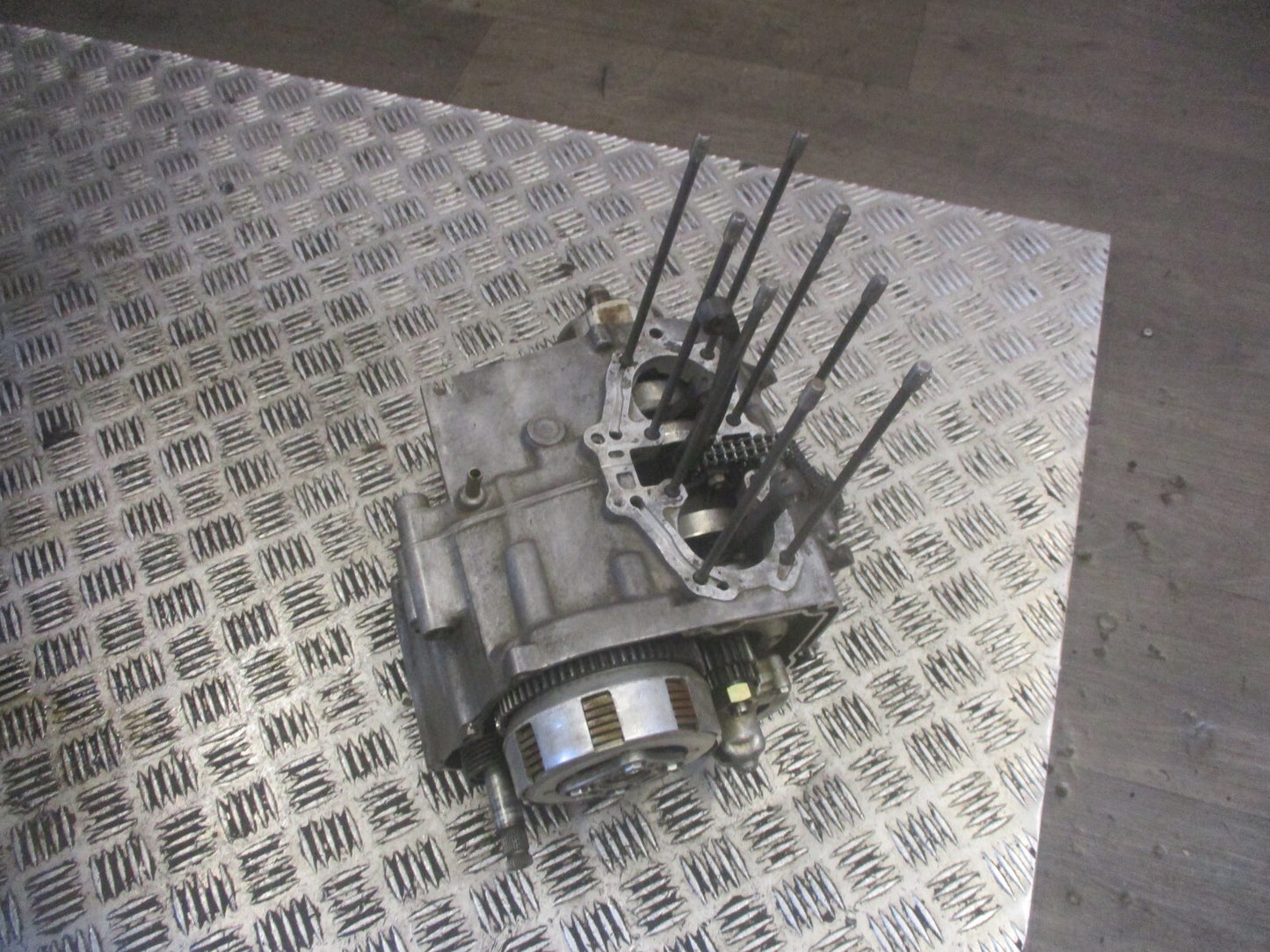 Bas moteur pour Honda 125 CBT - CB125T - 125 Twin