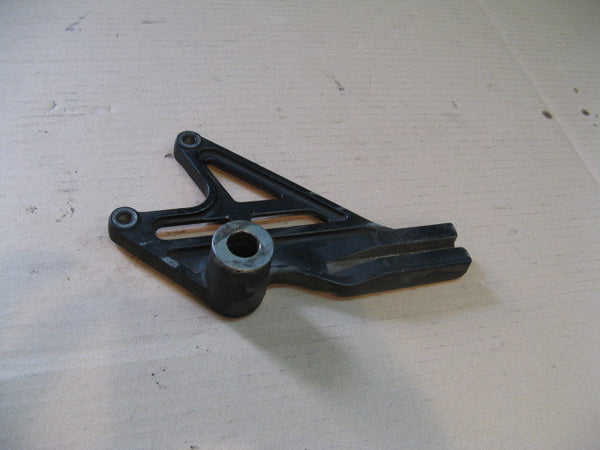 Support étrier arrière pour Suzuki 750 DR - 800 DR - SR41 - SR42A