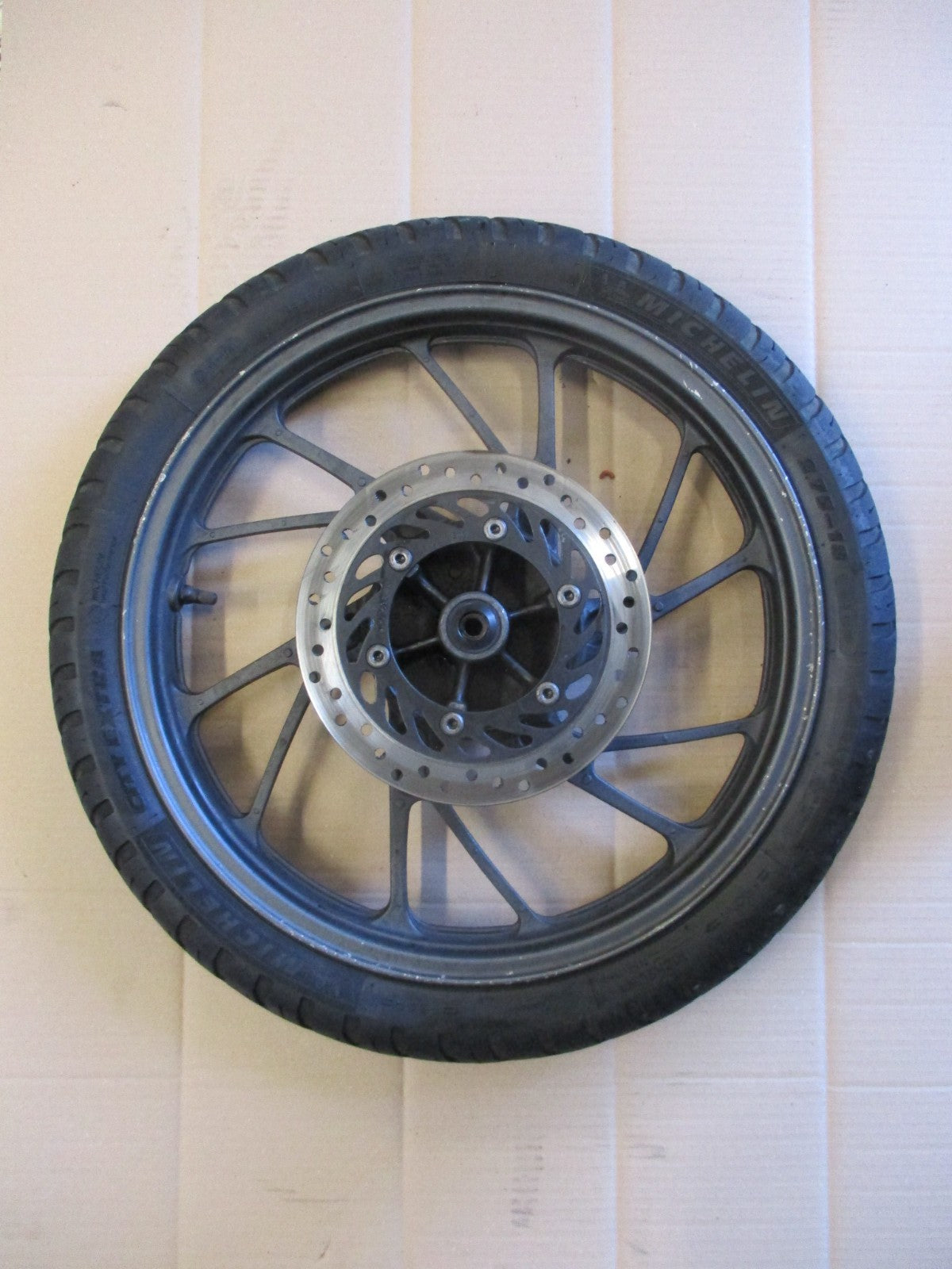 Roue avant + disque pour Honda 125 CBF - JC74