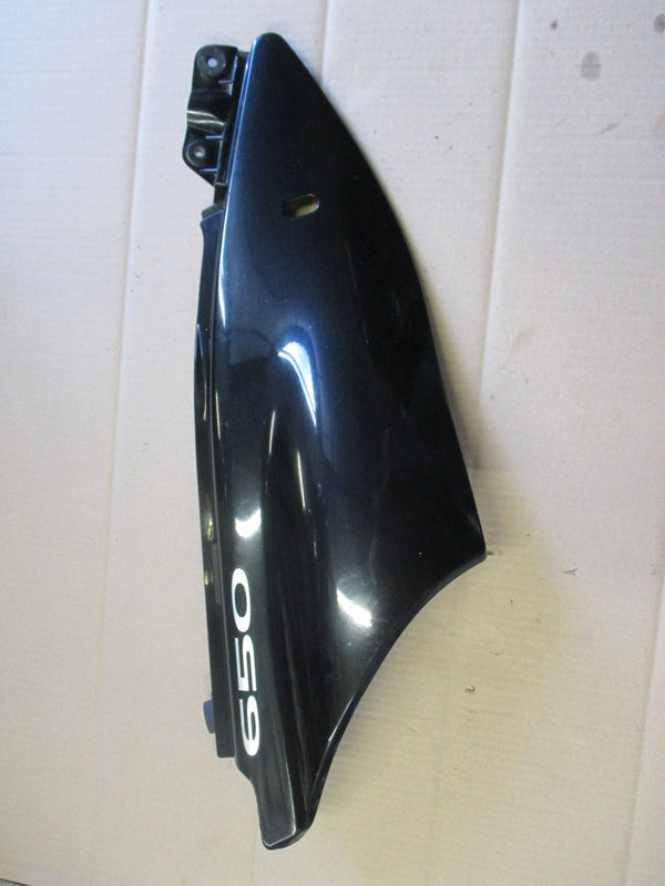 Cache latéral droit pour Suzuki 650 XF Freewind