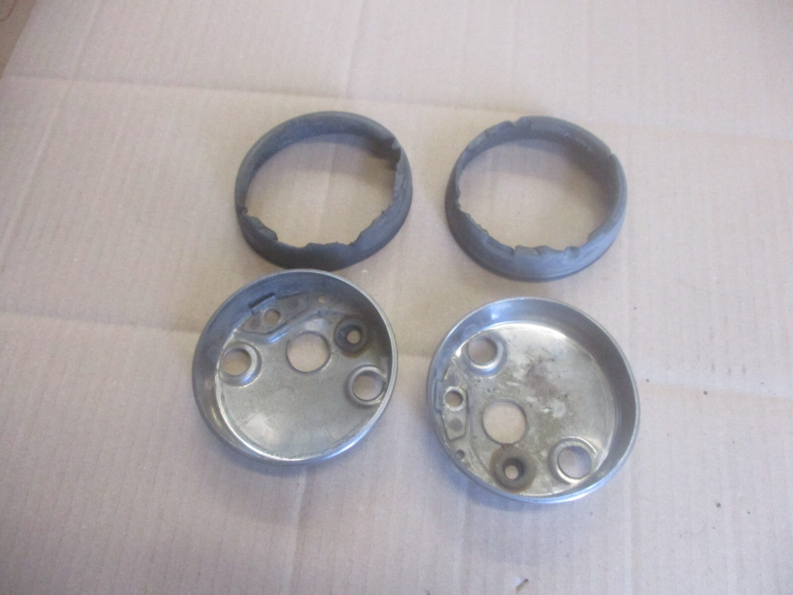 Cuvelages de compteur et de bloc voyants + joints pour Honda 125 CM - JC05