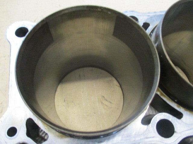 Cylindres / pistons pour Yamaha 850 TDM - 3VD