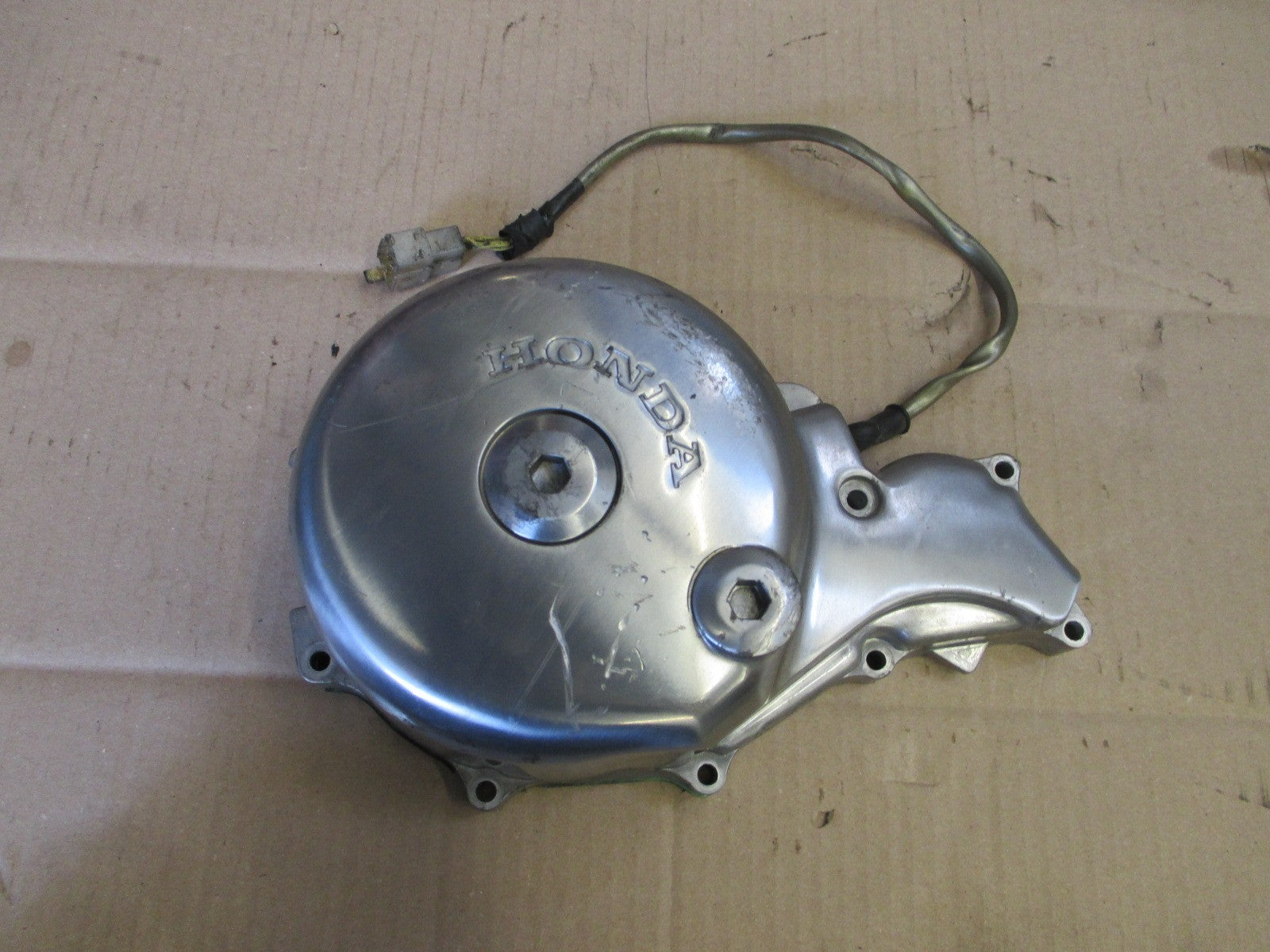 Stator + carter d'allumage pour Honda 600 VT C Shadow - PC21