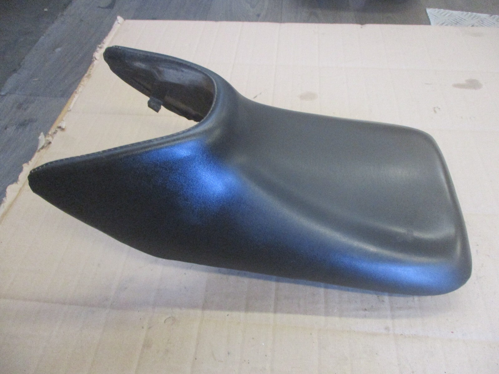 Selle conducteur avant pour Honda 125 CBR - JC34