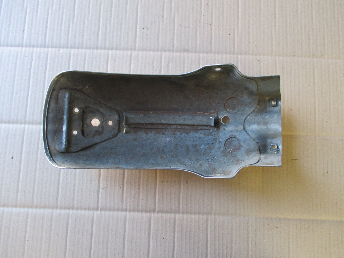 Garde boue arrière pour Honda 125 CM - JC05