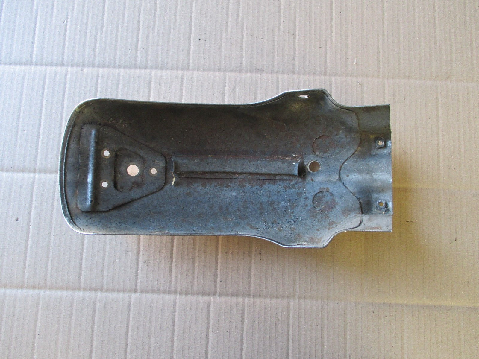 Garde boue arrière pour Honda 125 CM - JC05