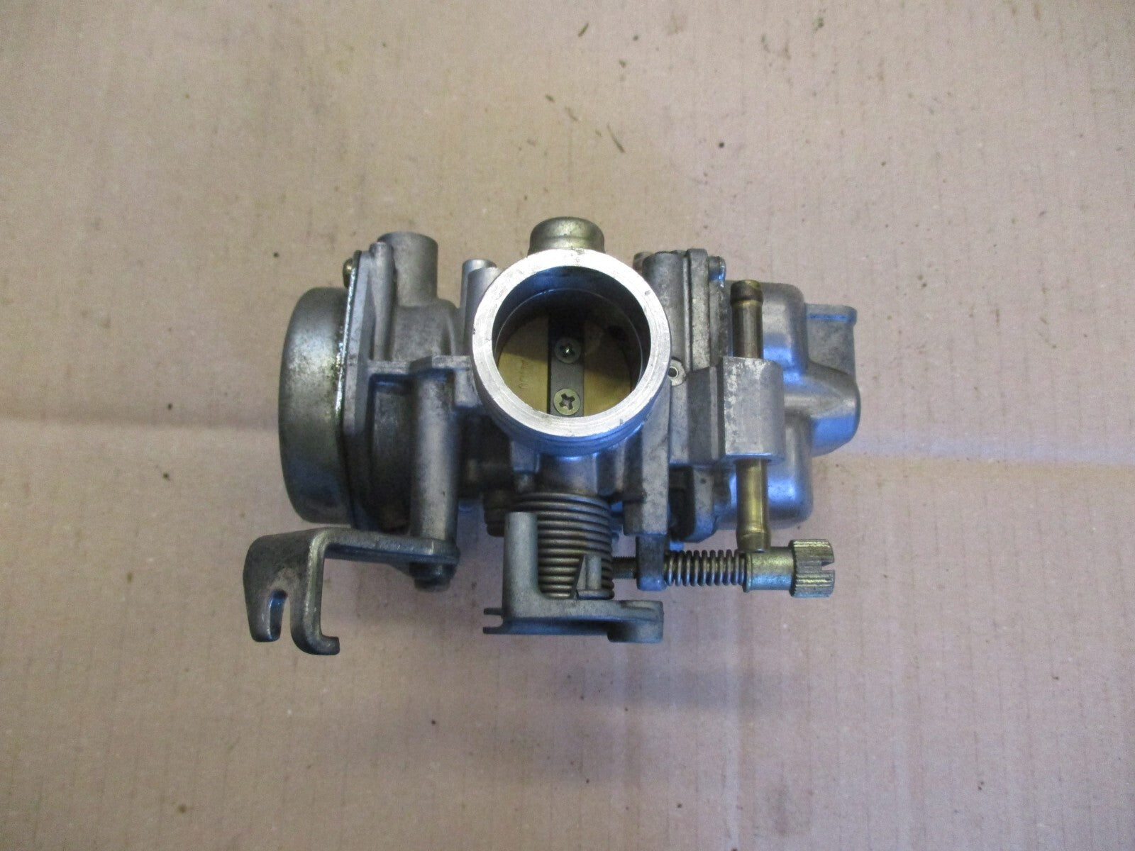 Carburateur pour Honda 125 CBR - JC34