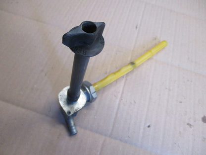 Robinet d'essence + filtre pour Honda 125 XLV Varadéro - JC32