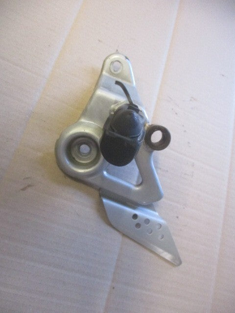 Platine cale pieds avant gauche pour Honda 125 CBF - JC40A