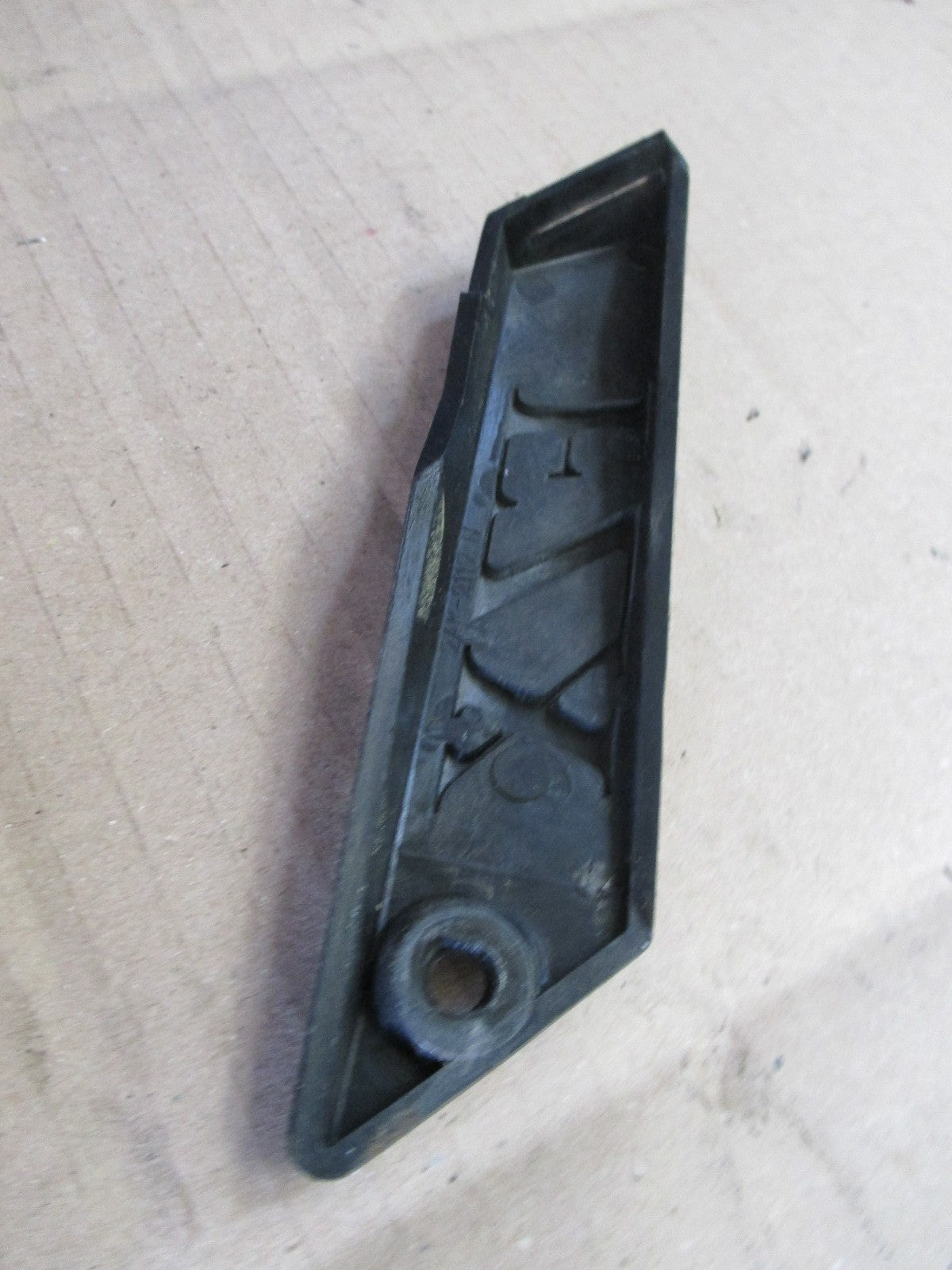 Sigle gauche pour Yamaha 750 FZX - 2JE - 4AM